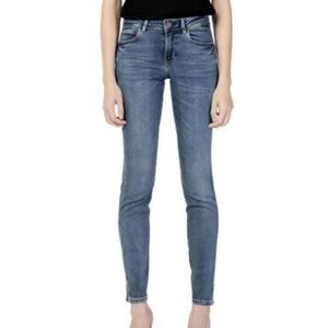 98% Cotton GUESS 'Daredevil' Skinny Leg Jeans (28)